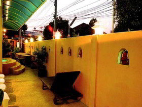 Bodega Chiang Mai Thapae