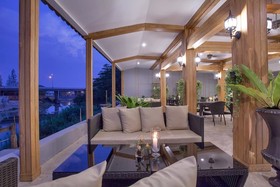 The Chiang Mai Riverside Hotel