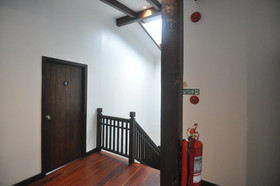 The Eight Ratvithi House