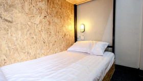 The Hubs Hug Hostel
