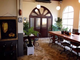 The Lab Poshtel