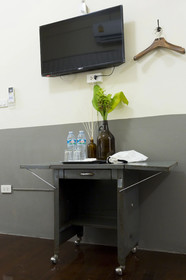 The Lab Poshtel