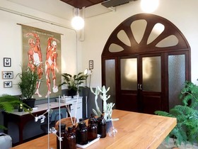 The Lab Poshtel