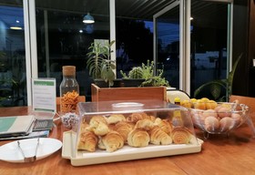 The Leaf Chiangmai Service Apartment