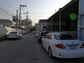 The Leaf Chiangmai Service Apartment