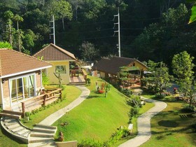 The Road View Resort