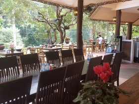 The Road View Resort