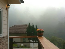 The Road View Resort