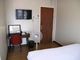The Simply Room Chiangmai Vintage Hotel