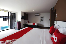 The Unique S Hotel by OYO Rooms
