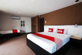 The Unique S Hotel by OYO Rooms
