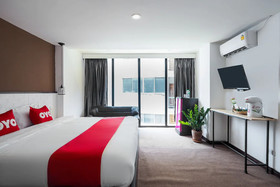 The Unique S Hotel by OYO Rooms