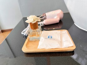 The White House Rachamankha