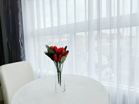 The White House Rachamankha