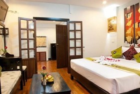 Tjr Boutique House