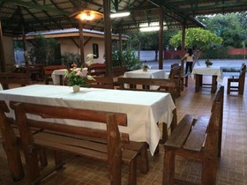 Tong House Resort