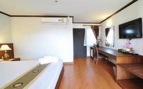 Top North Hotel & Resort