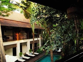 Tri Yaan Ros Colonial House