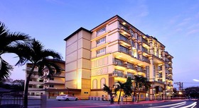 Victoria Nimman Hotel