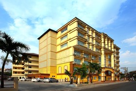 Victoria Nimman Hotel