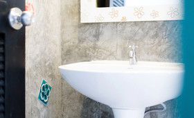 Vlodge Vegetarian & Vegan Hotel