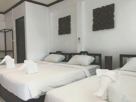 Vlodge Vegetarian & Vegan Hotel