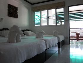 Vlodge Vegetarian & Vegan Hotel