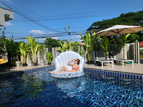 Votel Holiday House