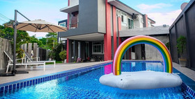 Votel Holiday House