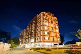 OYO 338 V-Twin Donjan Service Apartment