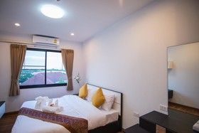 OYO 338 V-Twin Donjan Service Apartment
