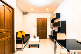 OYO 338 V-Twin Donjan Service Apartment