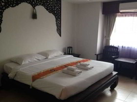 Wangburapa Grand Hotel