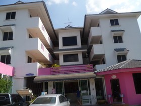 Wiangchomphu Hotel