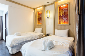 Wing Bed