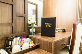 Wing Bed
