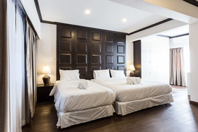Wing Bed