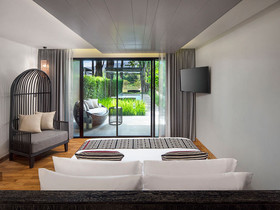 Cross Chiang Mai Riverside