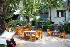Yourhouse Guesthouse 3