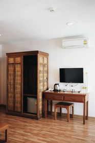 ZAK Residence