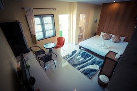Baan Baramee Guesthouse