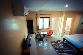 Baan Baramee Guesthouse