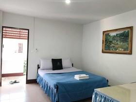 Baan Nukanong Guesthouse