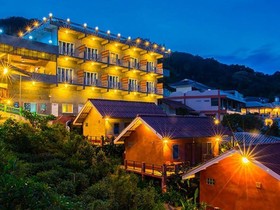 Baan See See Mountain View