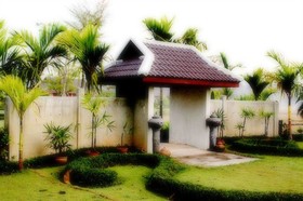 Ban Chomna Resort