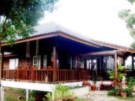 Ban Chomna Resort