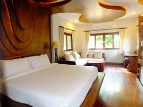 Bura Resort