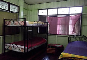 Chez Nous Homestay