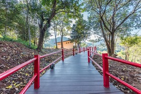 Chiangrai Lake Hill Resort