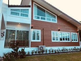 De Flora Pool Villa